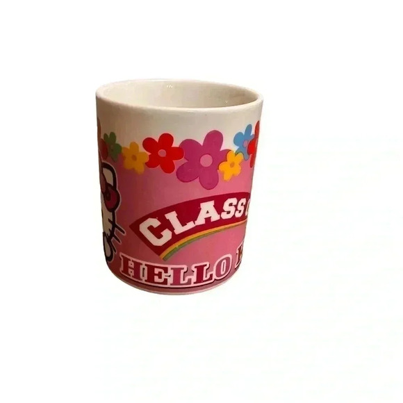 Hello Kitty 2003 Sanrio Graduation Class of 2003 Vintage 10oz Tea Coffee Mug - Picture 2 of 7